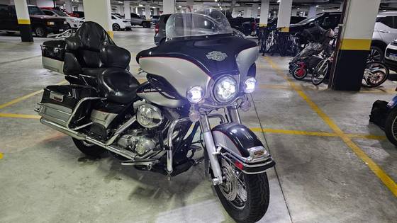 HARLEY-DAVIDSON ELECTRA GLIDE CLASSIC 